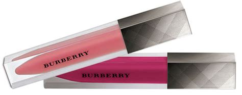 The Perfect Summer Gloss: Burberry Lip Glow 